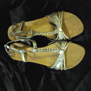 Kenneth Cole Reaction wedge sandals